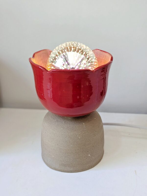 Lámpara tulipán rojo (bombilla incluida)